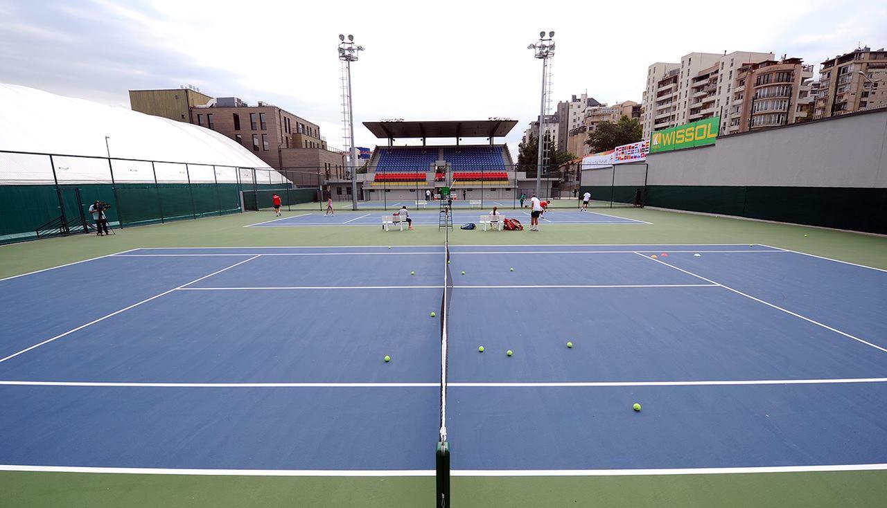 Tbilisi Apartment Tennis Court Ngoại thất bức ảnh