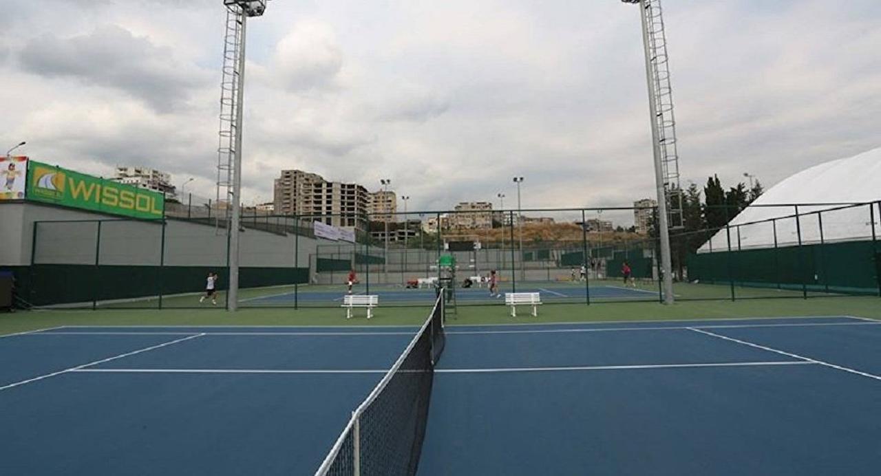 Tbilisi Apartment Tennis Court Ngoại thất bức ảnh